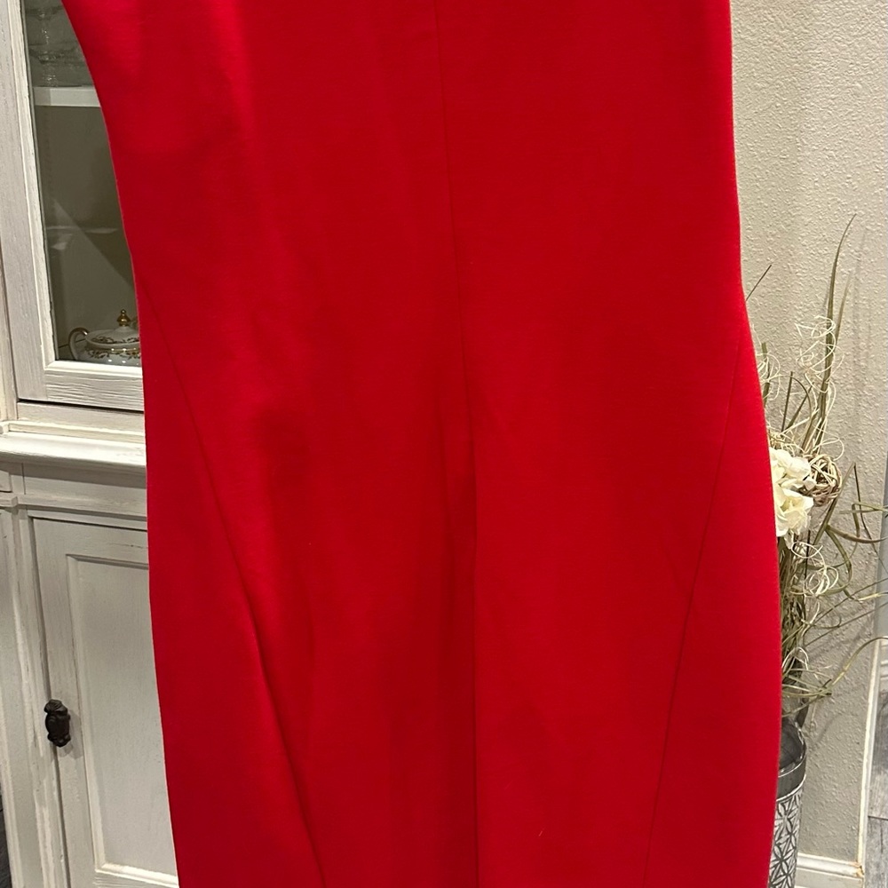 Vince Camuto size 6 little red dress
